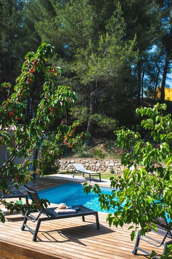 Les Manaux En Provence Bed & Breakfast Roquevaire Eksteriør bilde