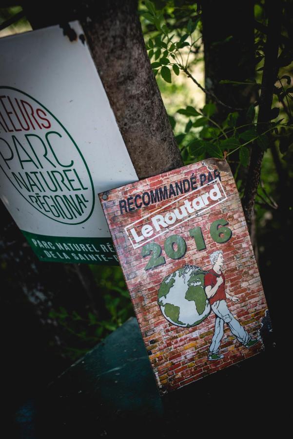 Les Manaux En Provence Bed & Breakfast Roquevaire Eksteriør bilde