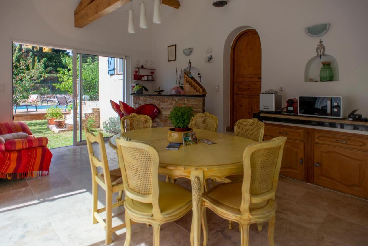 Les Manaux En Provence Bed & Breakfast Roquevaire Eksteriør bilde